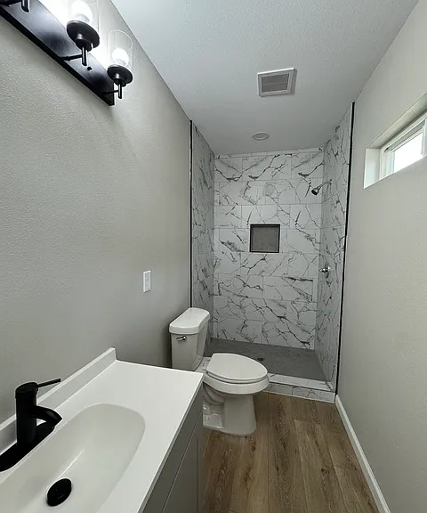 114 Yuma St — Photo 9