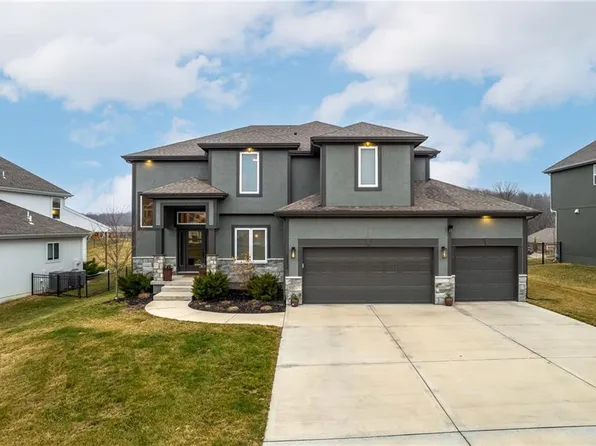 13010 N Champanel Way, Platte City, MO 64079