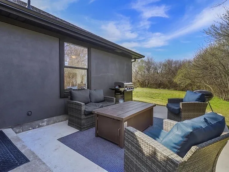 3606 Kayewood Dr — Photo 10