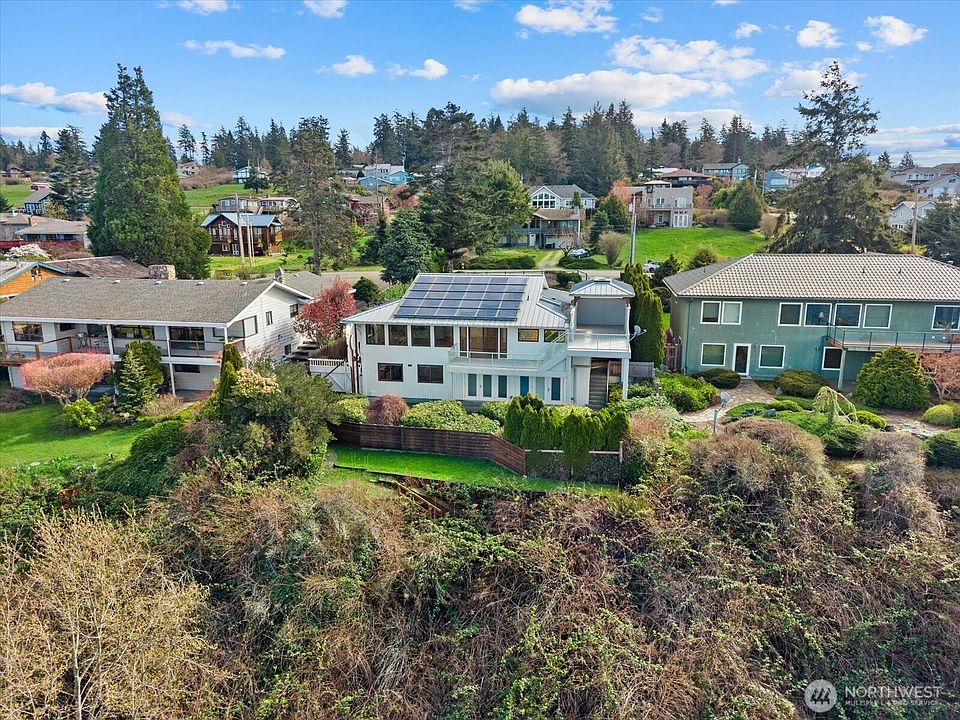 1st image of 1818 Seaview Avenue