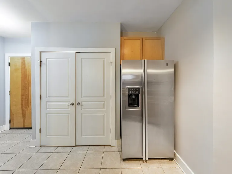 799 Hammond Dr #1-219 — Photo 18