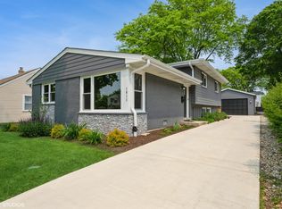 1011 N Ridge Ave, Arlington Heights, IL 60004