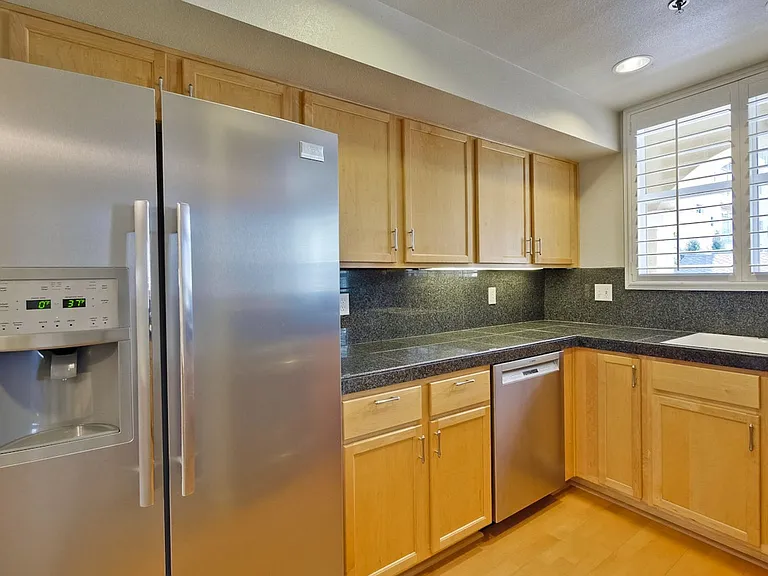 108 Bryant St #23 — Photo 7