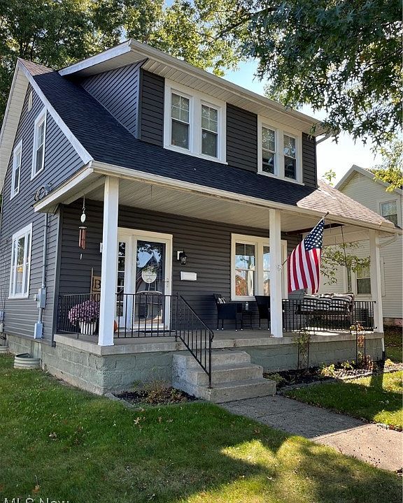 1st image of 2110 Myrtle Ave