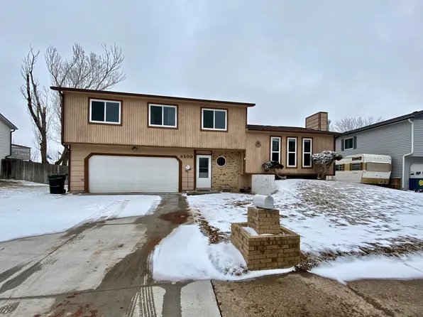3209 Watsabaugh Dr, Gillette, WY 82718