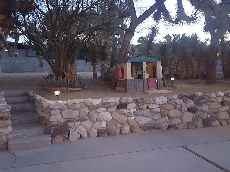 Backyard/upper level