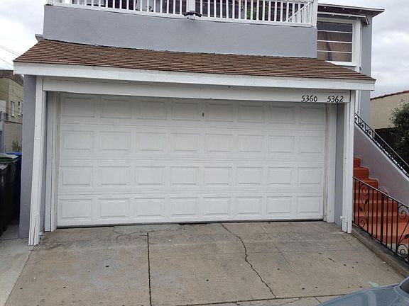 Front of Garage
