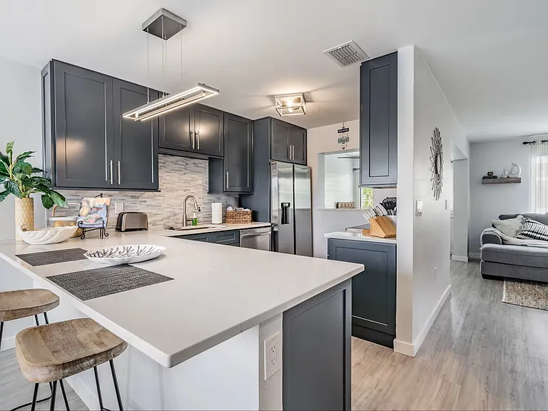 KITCHEN ISLAND #1