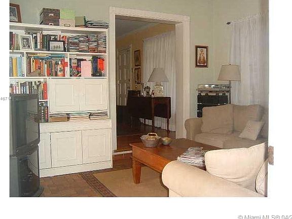 4th image of 1409 Algardi Ave #0