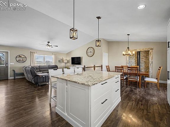 5th image of 1793 Prairie Owl Rd