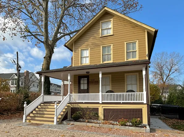 1433 Northern Blvd, Roslyn, NY 11576