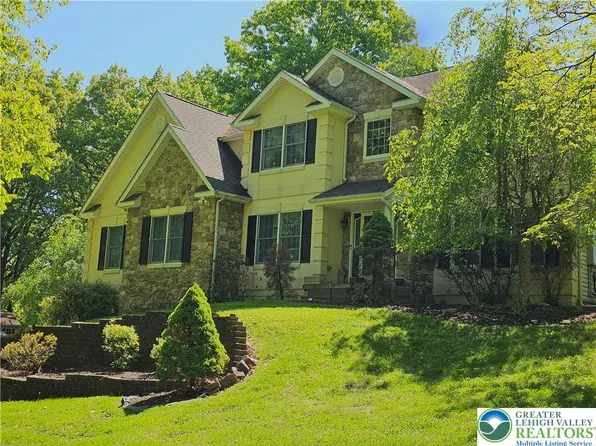 1200 Paxinosa Rd E, Easton, PA 18040