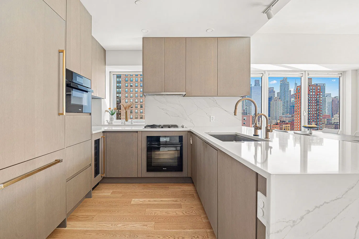 555 West 59th Street — Photo 3