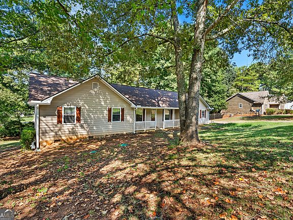 2nd image of 212 Farmbrook Pkwy