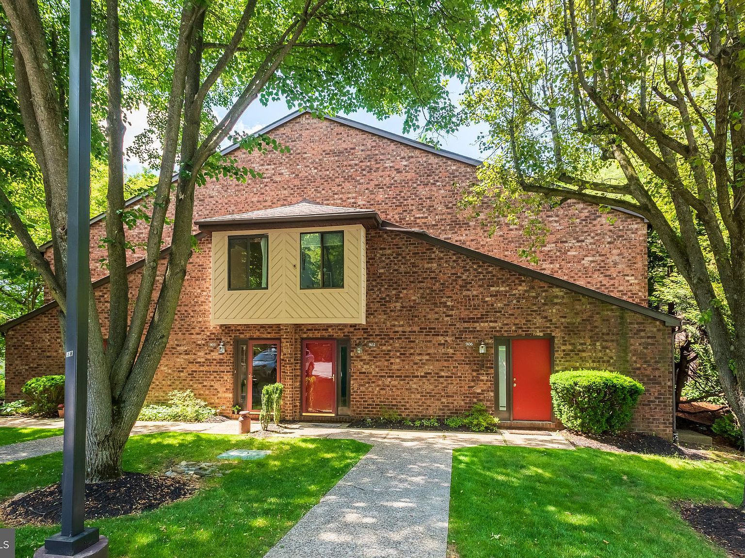 902 Mountainview Dr, Wayne, PA 19087 Zillow