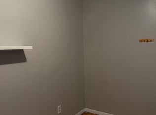 214 8th St APT 3R, Troy, NY 12180