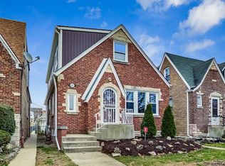 2925 N Meade Ave, Chicago, IL 60634