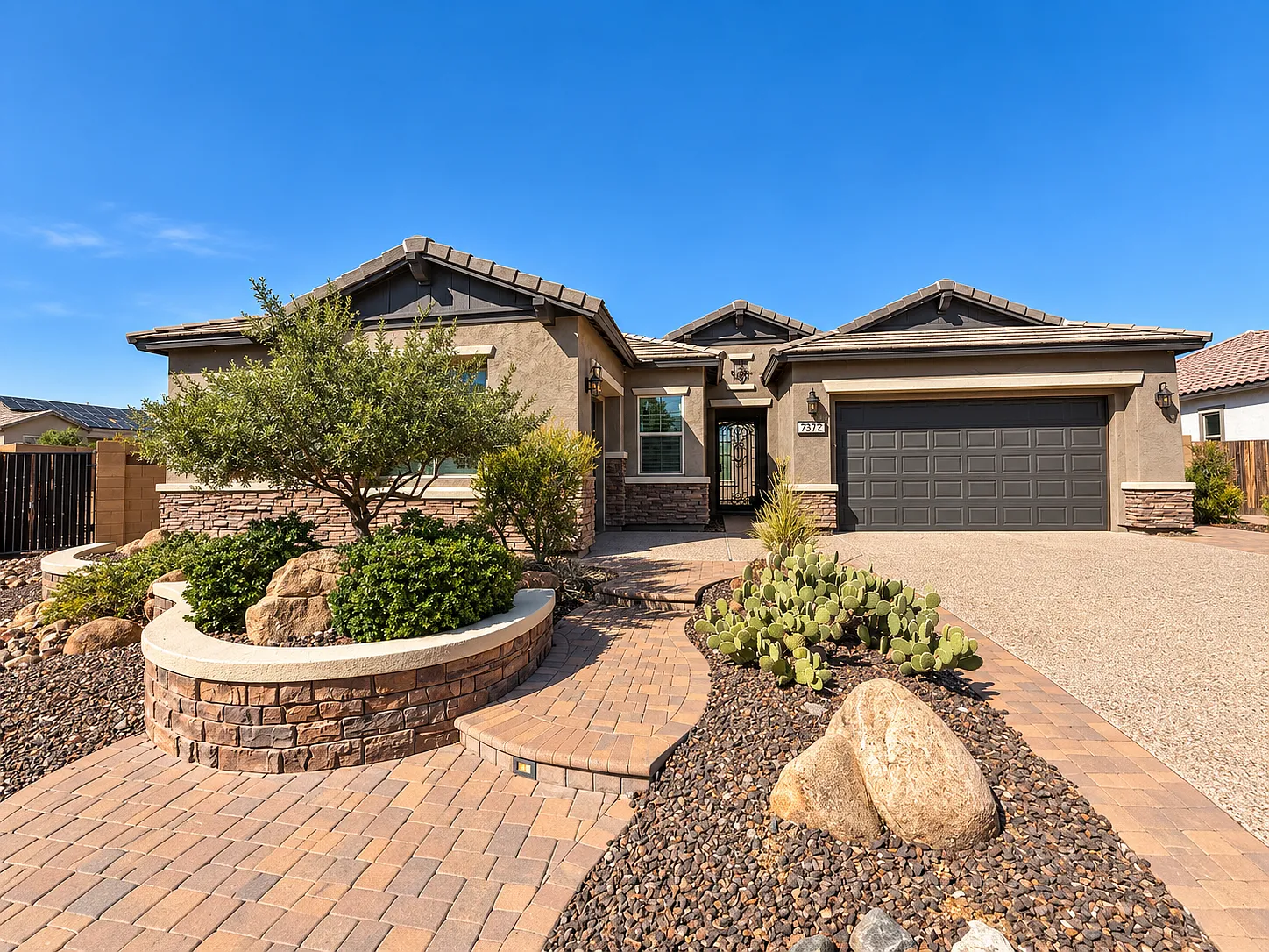 3 bed, 2733 sqft, $4,490 — Photo 1