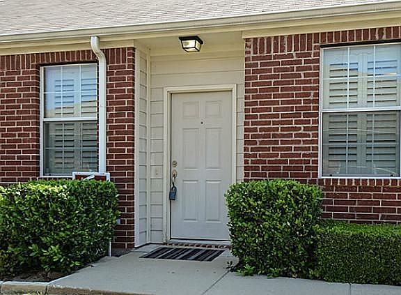3rd image of 7245 Bianca Ln