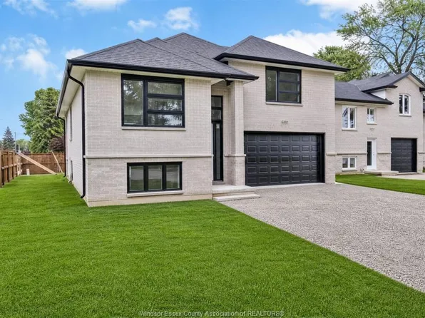 1505 Michigan Ave, Lasalle, ON N9J 2G7