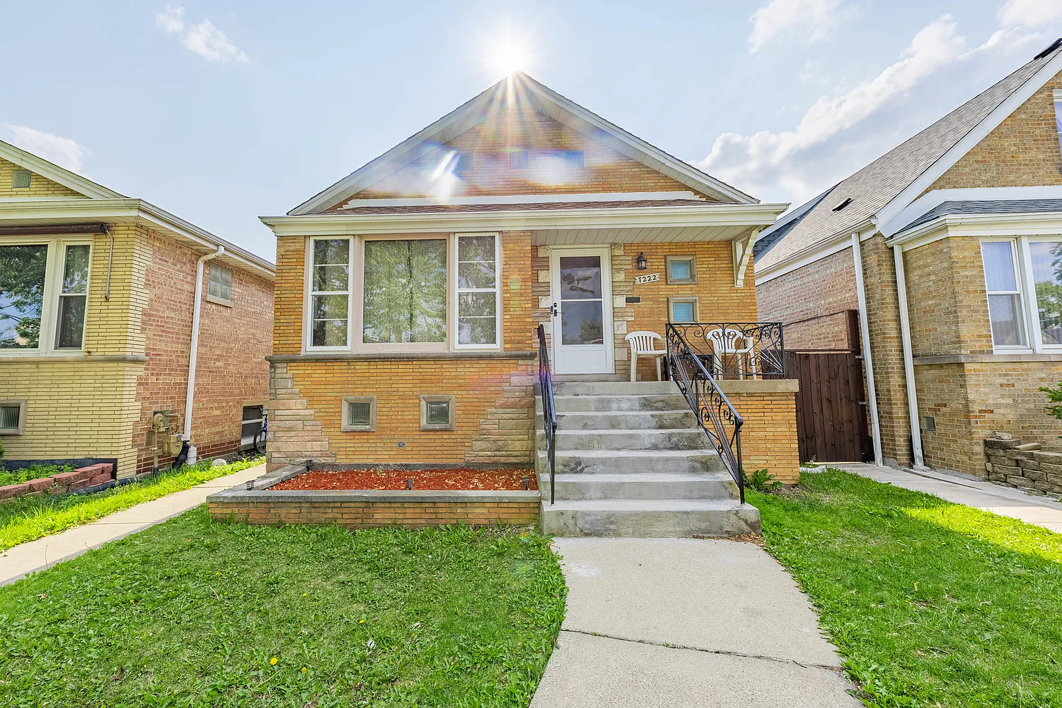7222 S Christiana Ave photo 1