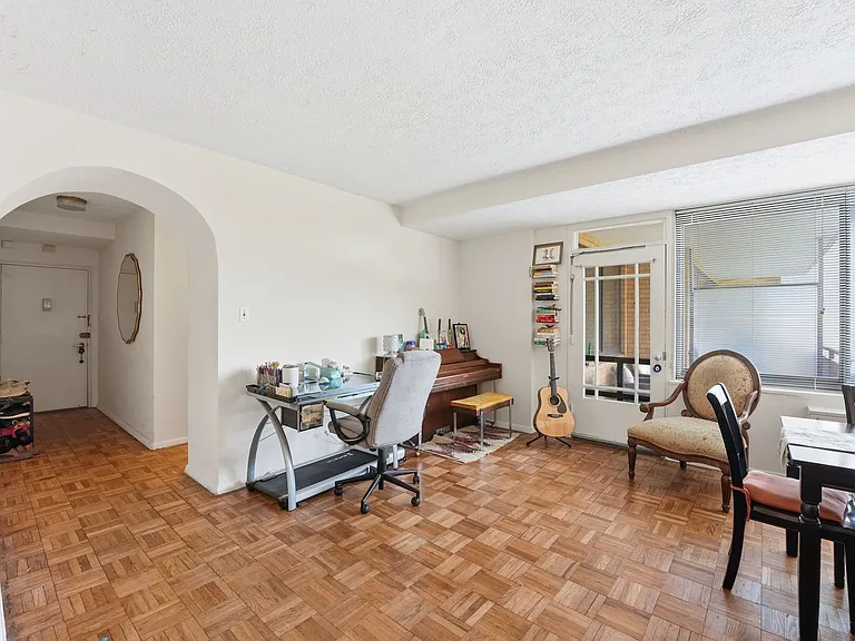4740 Connecticut Ave NW #818 — Photo 5
