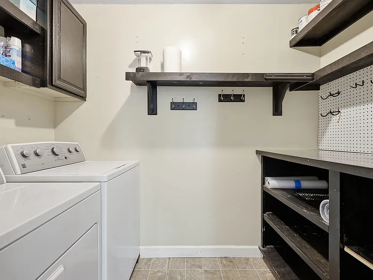 4408 Tetbury Pl — Photo 10