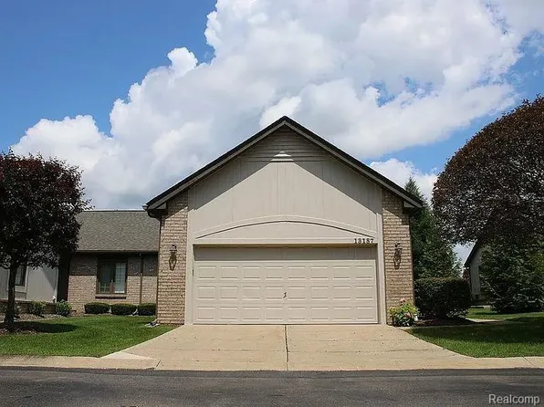 13187 Highland Cir, Sterling Heights, MI 48312