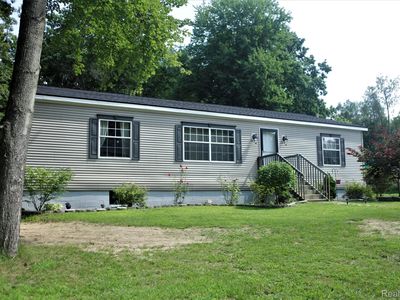 986 Woodlawn Dr, Columbiaville, MI, 48421