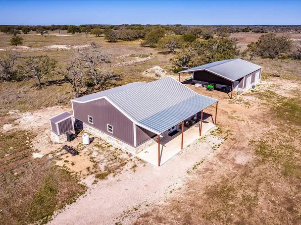 306 Blackbuck Ridge Dr, Lampasas, TX 76550