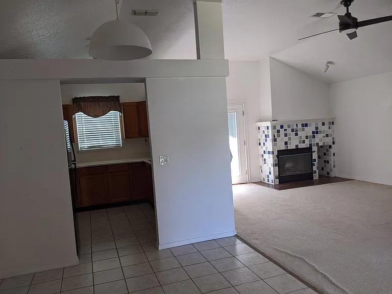 301 S Abbey Ln — Photo 34