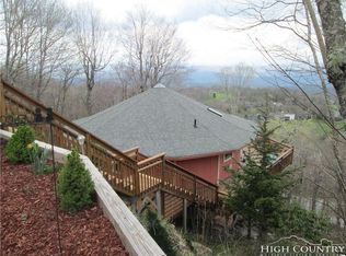 138 Village Rd, Banner Elk, NC 28604