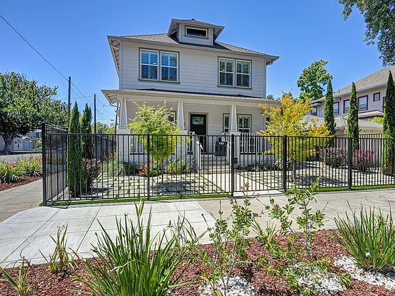 3rd image of 3160 1st Ave
