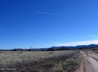 25705 N Reed Rd, Paulden, AZ 86334