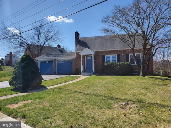 15 S Charles St, Front Royal, VA 22630