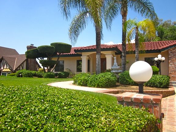 5th image of 12075 Vista De Cerros Dr
