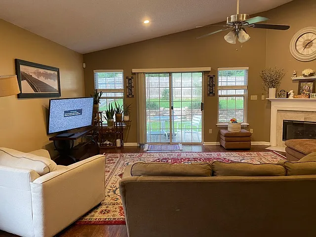 5355 Saint Ives Ln — Photo 21