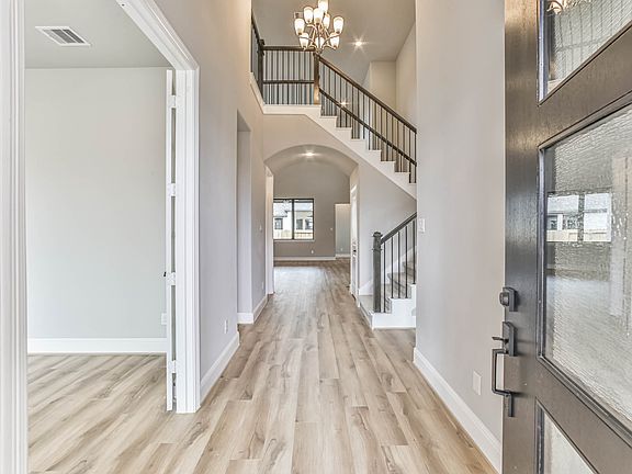 4th image of 4802 Creekbend Dr