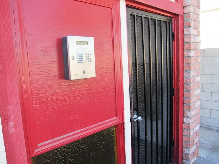 13415 Kornblum Ave #3 — Photo 23