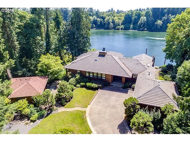 35150 NE Wilsonville Rd photo 1