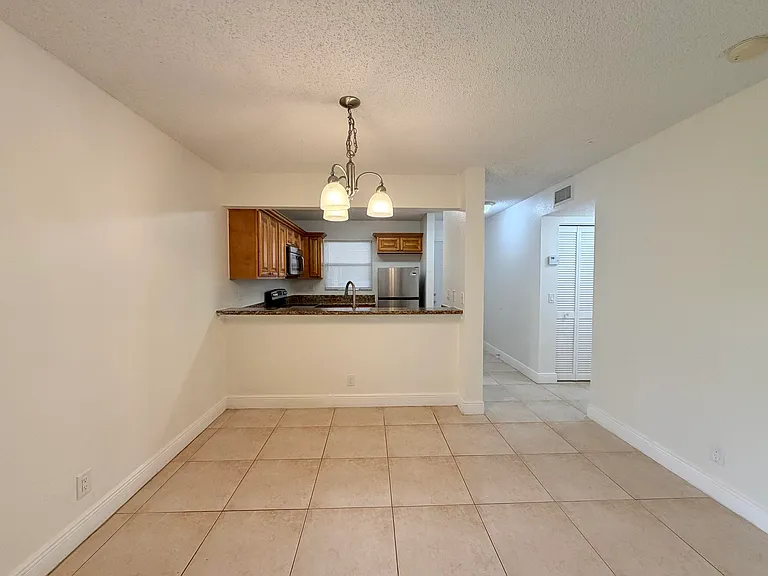 1541 Windorah Way #E — Photo 14