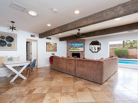 3rd image of 6422 E Calle Del Paisano