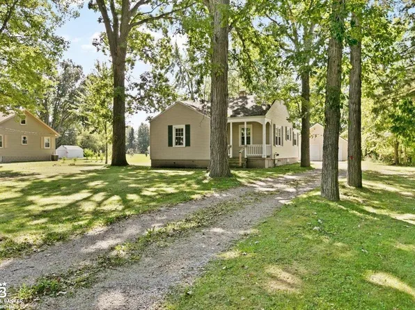 730 New Hampshire Ave, Marysville, MI 48040