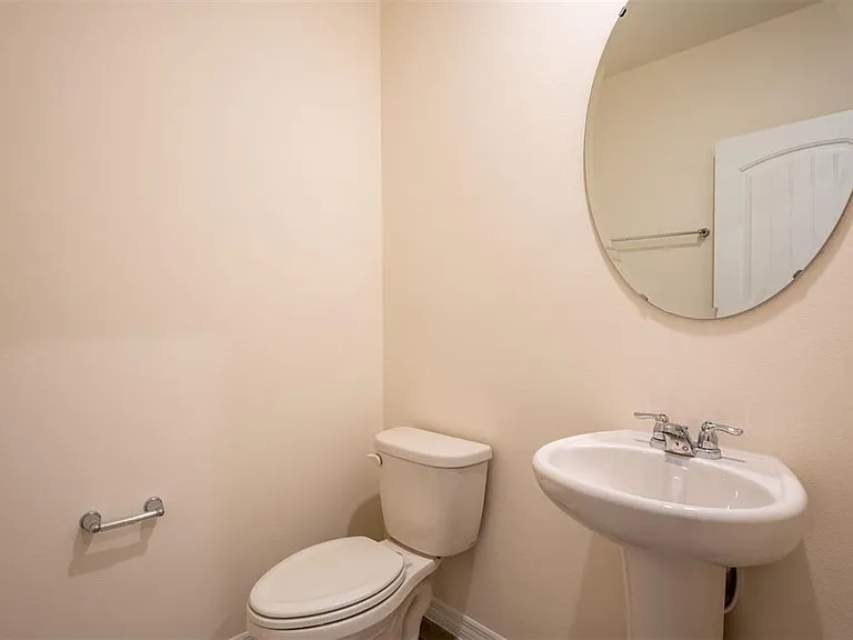 13453 Sagestone Dr — Photo 4