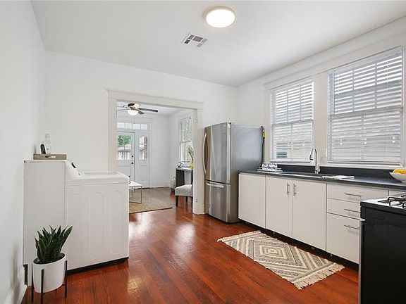 5th image of 4313-15 S Tonti St