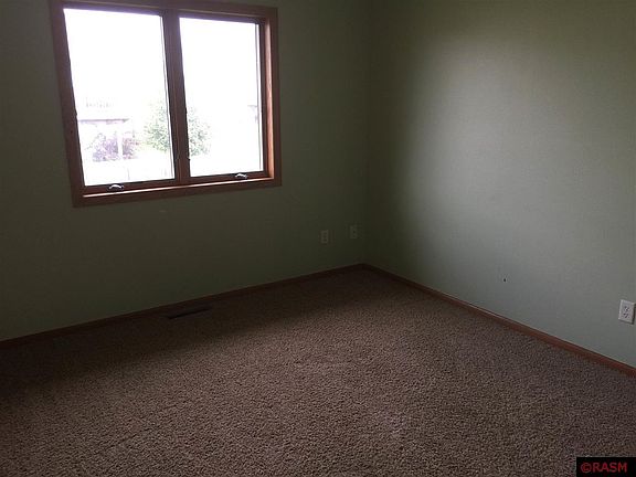 5th image of 112 Copperfield Dr