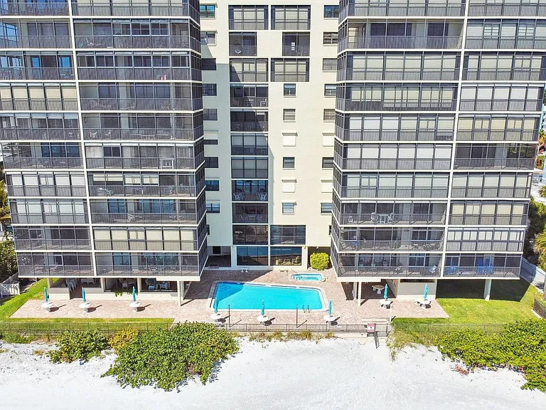 15400 Gulf Blvd #ID1546427P — Photo 30