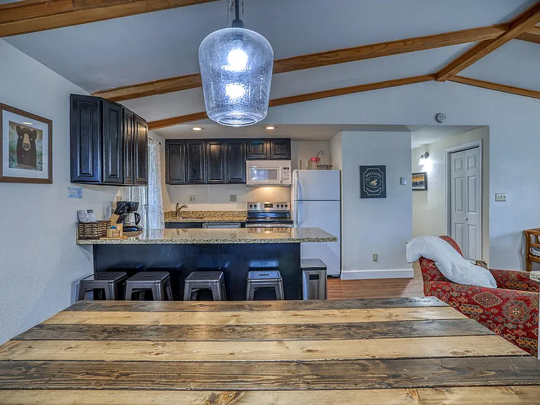 26 N Debonaire Ct — Photo 3