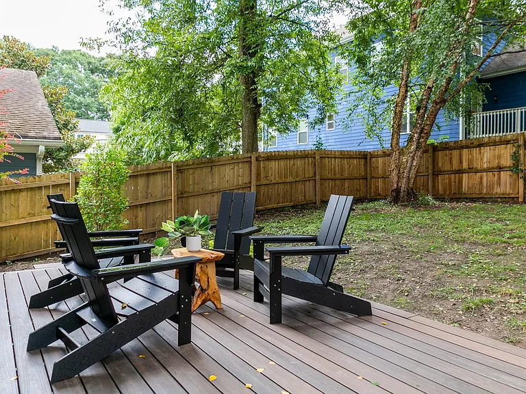 1069 Wylie St SE — Photo 35