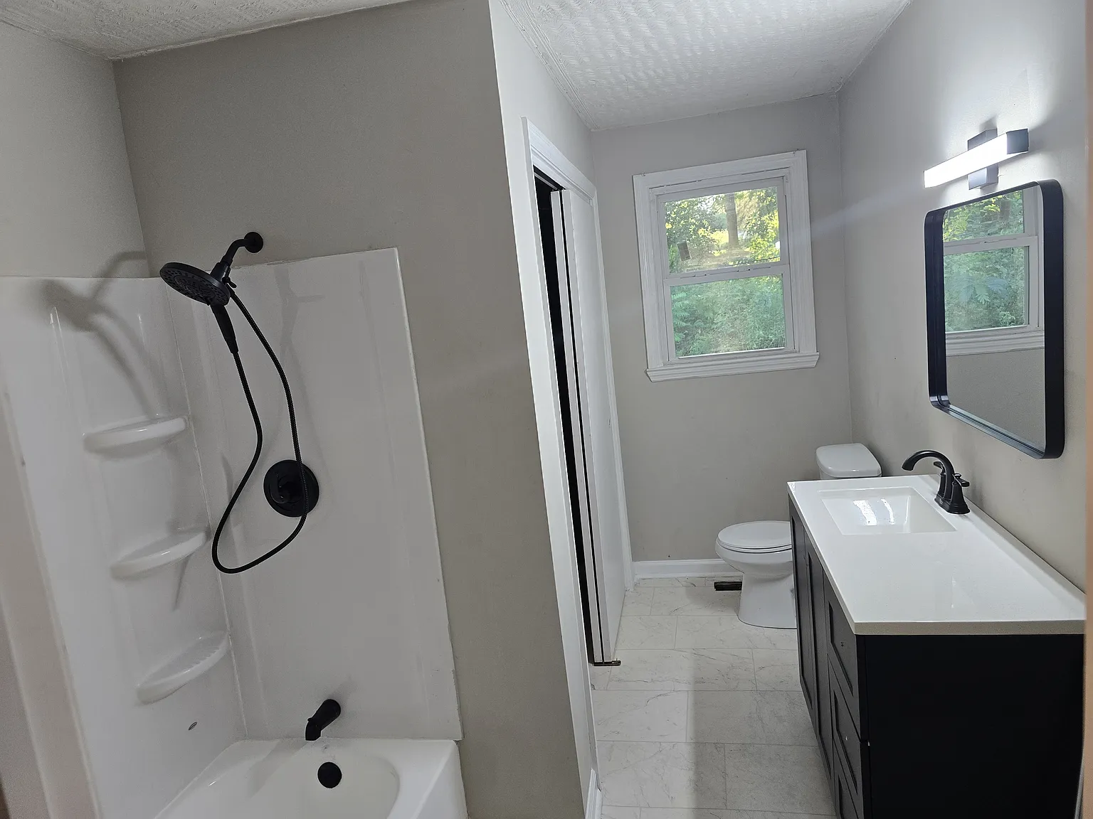 2 bed, 950 sqft, $1,440 — Photo 4
